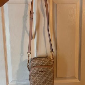 NWOT Michael Kors crossbody